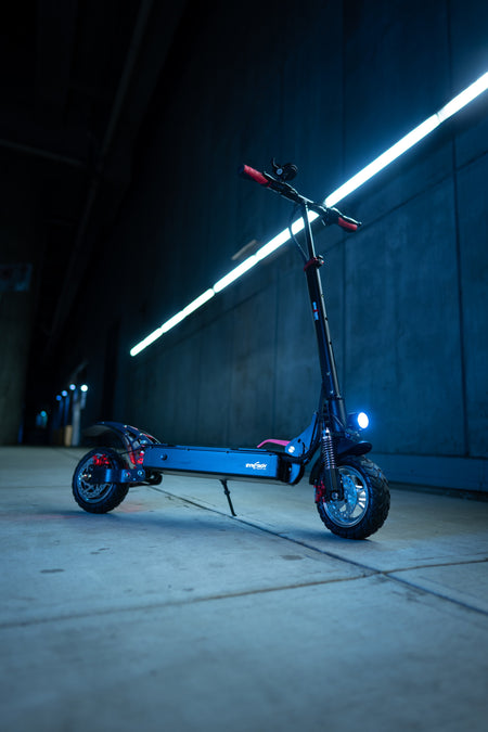 Best deals on Electric Scooter in Edmonton Alberta Canada. Scooters from 250W, 350W, 500W, 500W Dual Motor, 800W, 800W Dual, 1000W, & 1200W Dual Motor. High-performance Electric Scooter with long-term durability. Street Legal No License Required. Best Travel & Sports Electric Scooter. Youth to Adult Age Recommendation.