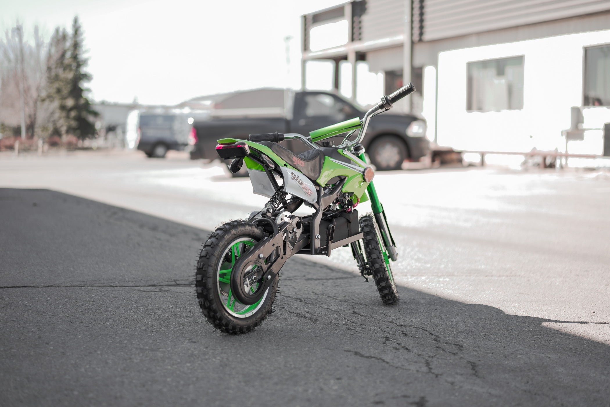 We carry both Electric & Gas Dirt Bikes in the Local Edmonton Area. Kids to Adult Dirt Bikes that will satisfy the whole family. Our smallest dirt bike is for 3-8 years old, 70cc, 110cc, 125cc, 250cc. Dirt Bikes For All Ages For Sale In Edmonton Area. We have parts inventory for these Dirt Bikes. Shipping is Canada Wide